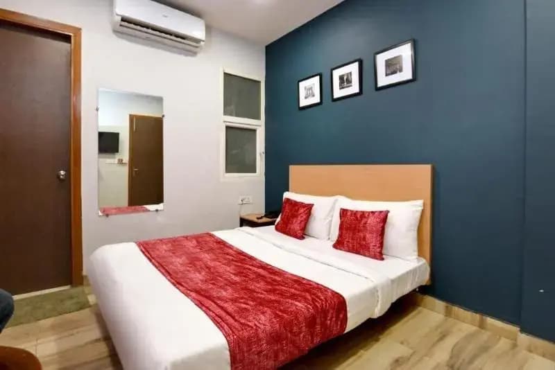 Hotel Silver Saffron Peeragarhi - photo 24