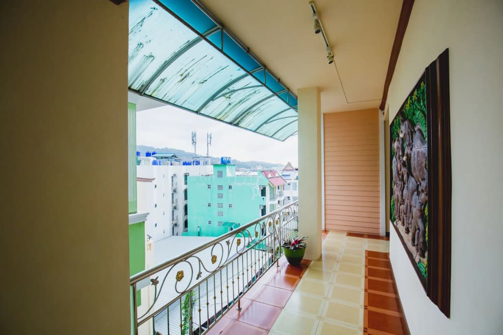 RK Guesthouse - photo 12