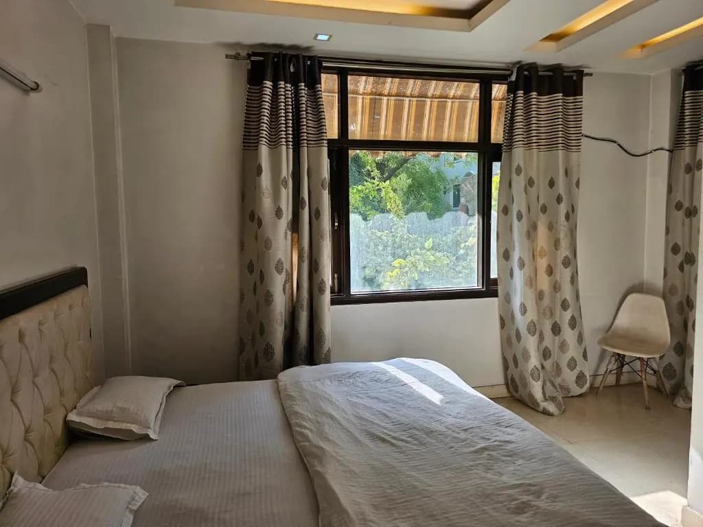 Spacious 2bhk apartment! - photo 11