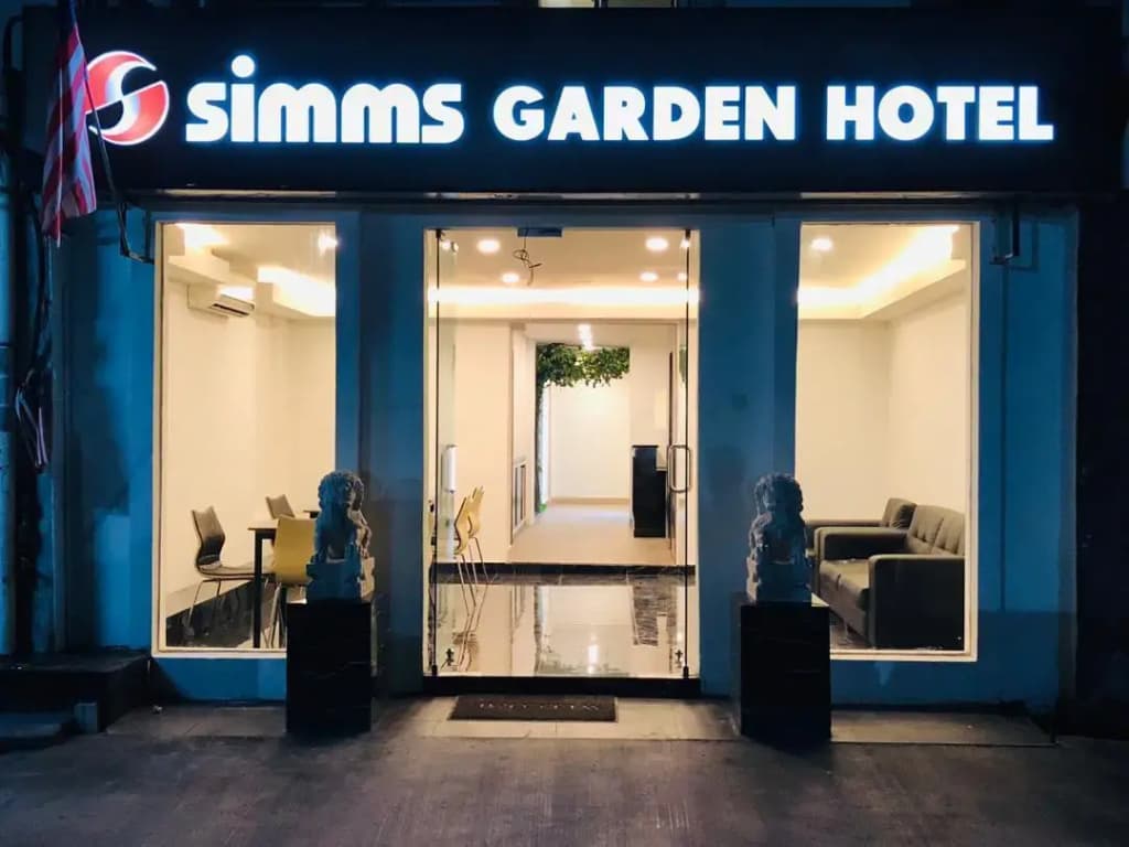 Simms Garden Hotel - photo 1