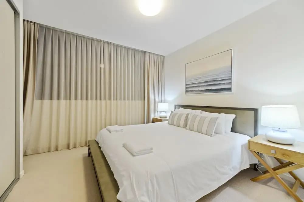HomeHotel-Luxurious next to Shopping - main photo