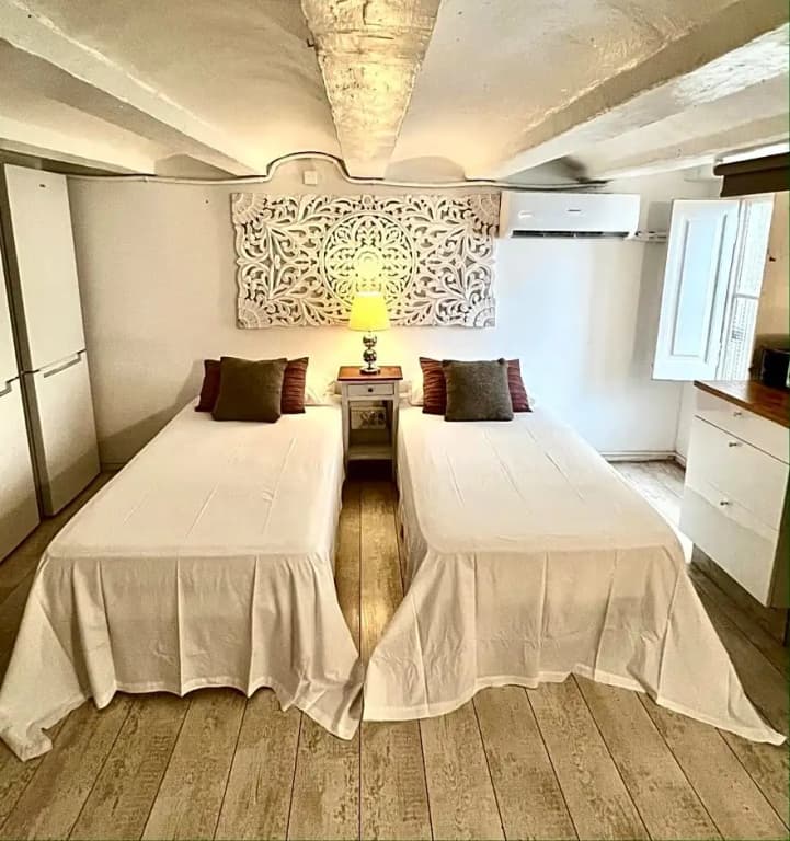 Erandi Ramblas Rooms - photo 14