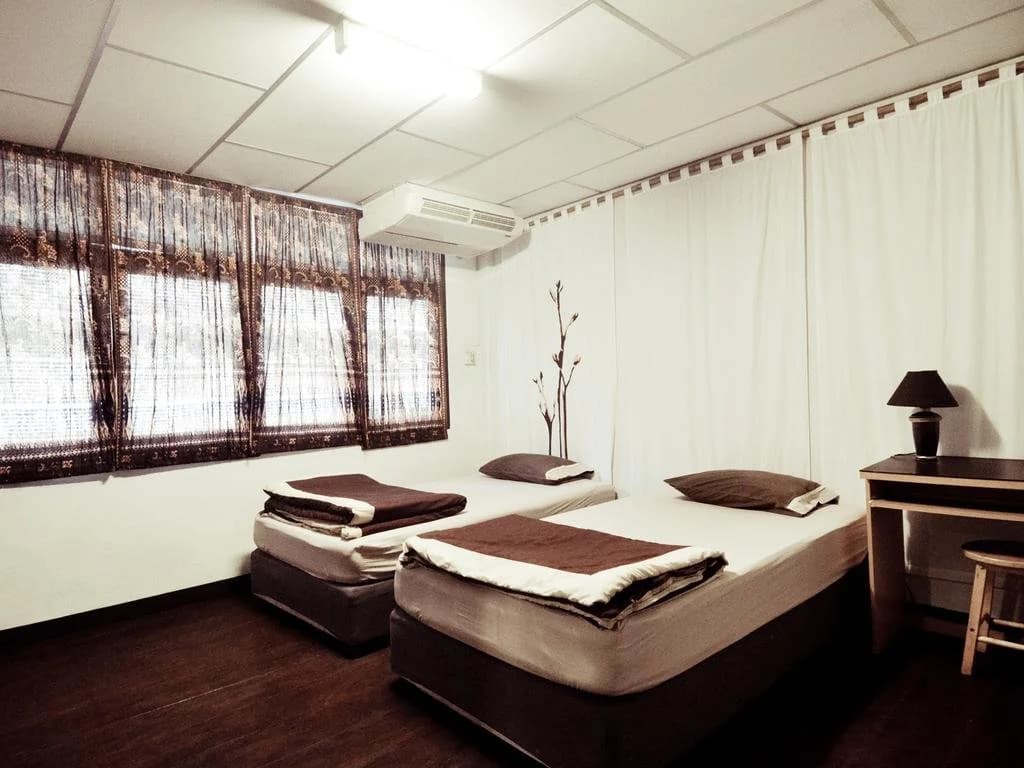 Suk11 Hostel - photo 4
