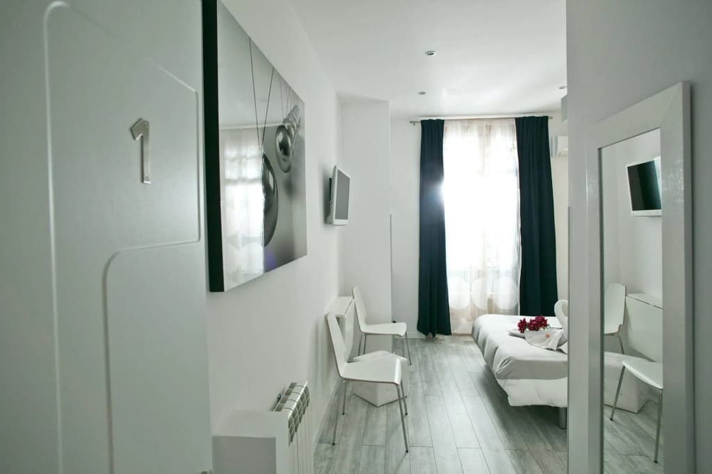 Main Street Madrid - photo 3