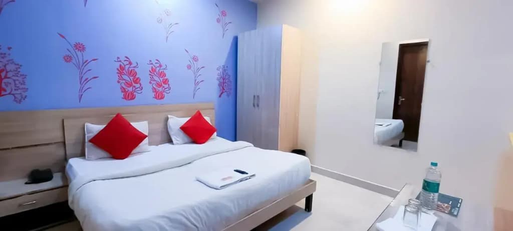 Hotel Rose Residency - Near Sector 9 Metro Station by Roomshala 002 - main photo