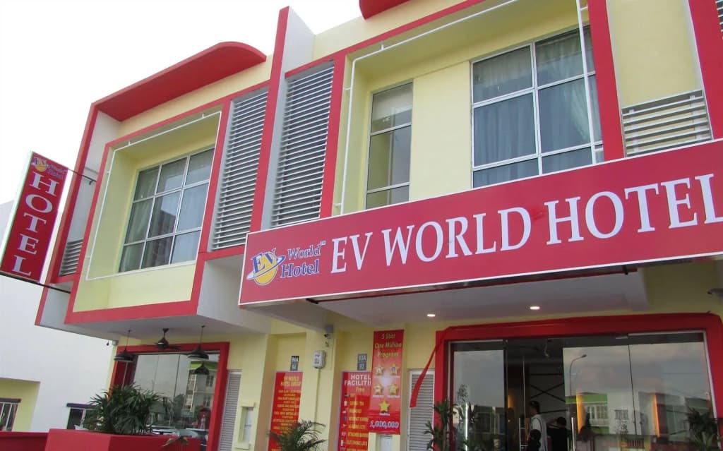 Hotel Zamburger Enstek - photo 1
