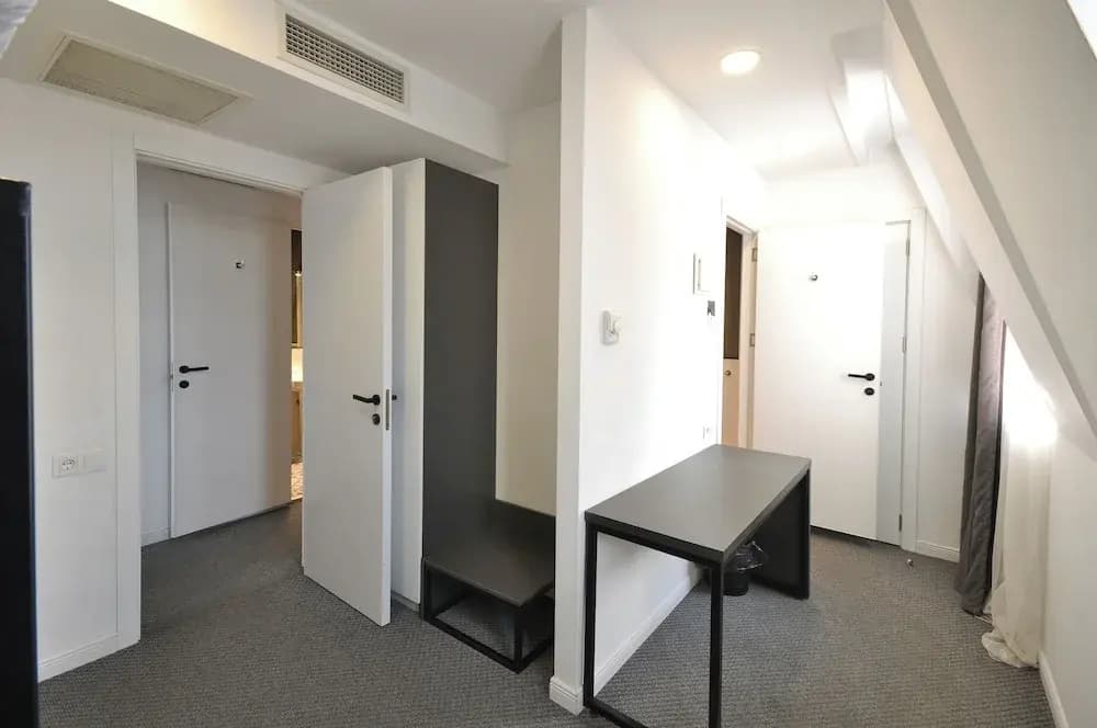 Median Inn - photo 11