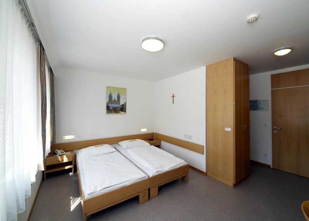 Hotel Kolpinghaus Wien Zentral - photo 31