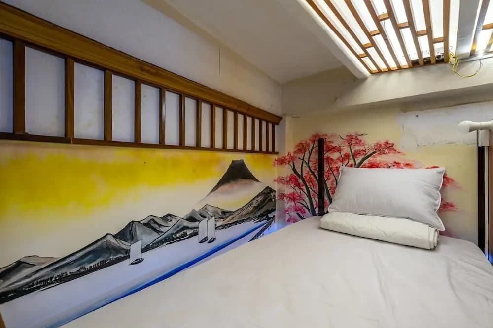 SG Capsule Hostel - photo 5