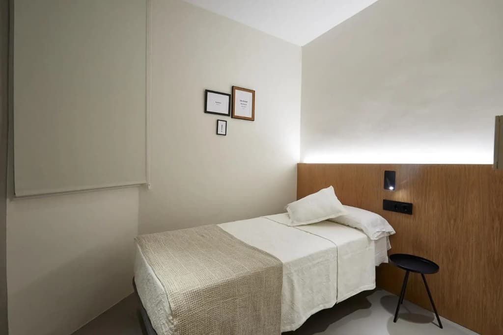 Ella Hostel Ramblas - photo 14