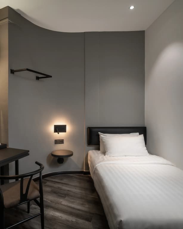 Modern Hotel Georgetown - photo 16