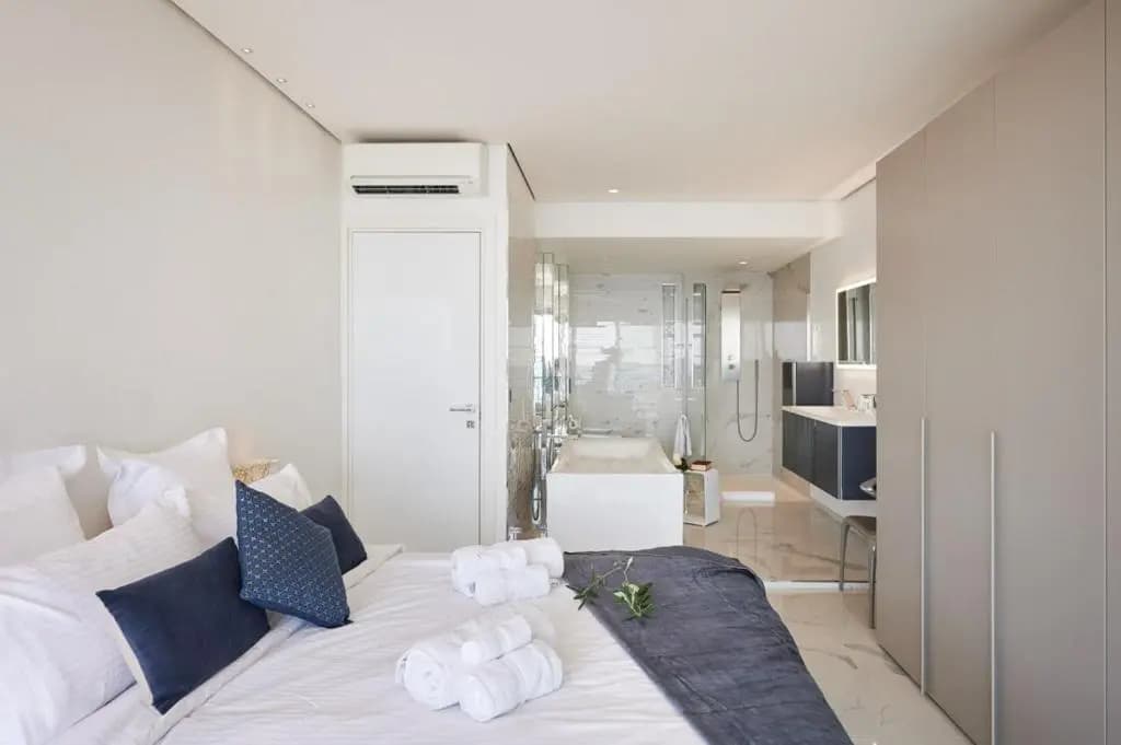 Sunlight Properties - Sky blue - 3 bedroom flat with sea view on the Promenade des Anglais - photo 5