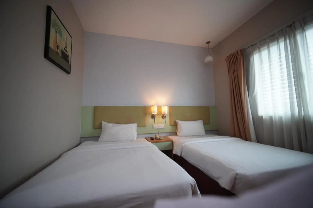 The Pavilion Hotel - photo 7