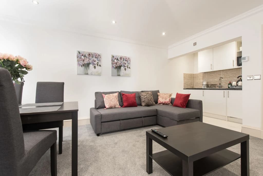 Royal Princes Suites - photo 11