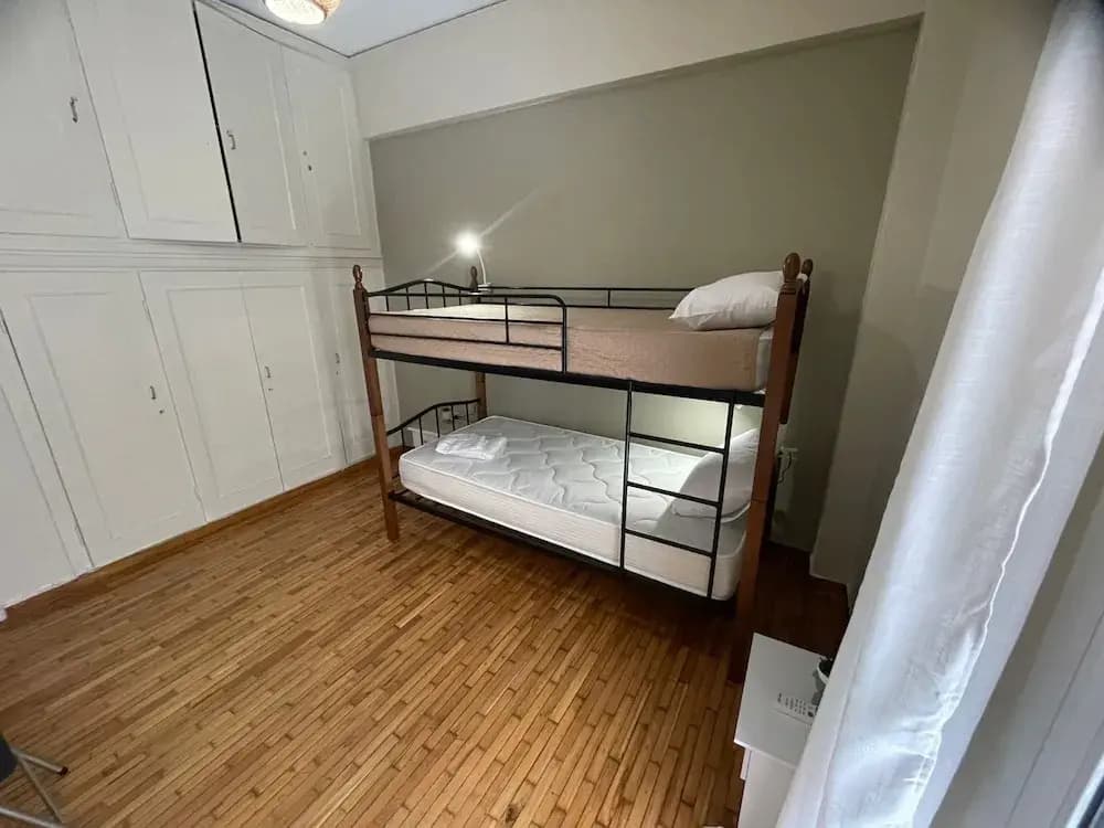Minimal Central 2BR - photo 1