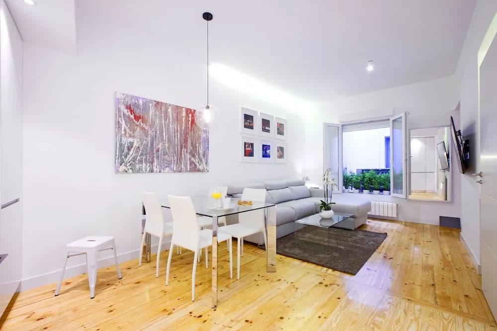 Plaza Mayor Suite - MADFlats Collection - main photo