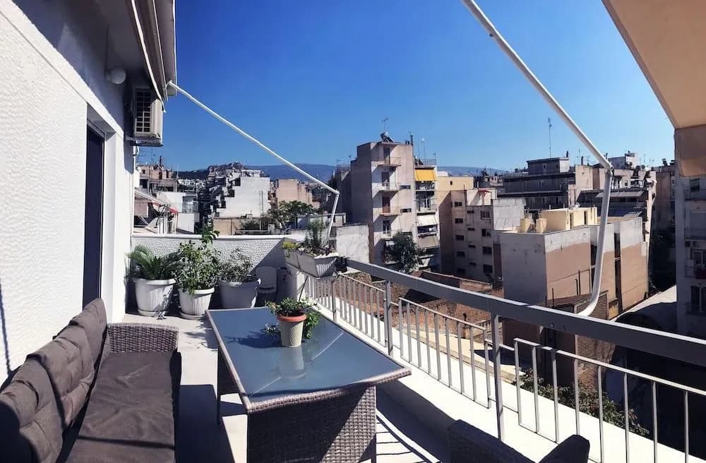 Sunkissed Rooftop Apartments - photo 5