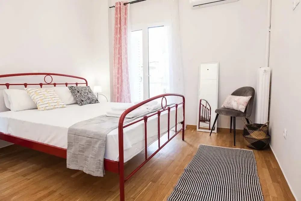 Modern New Apt next To Metaxourgeio - photo 4