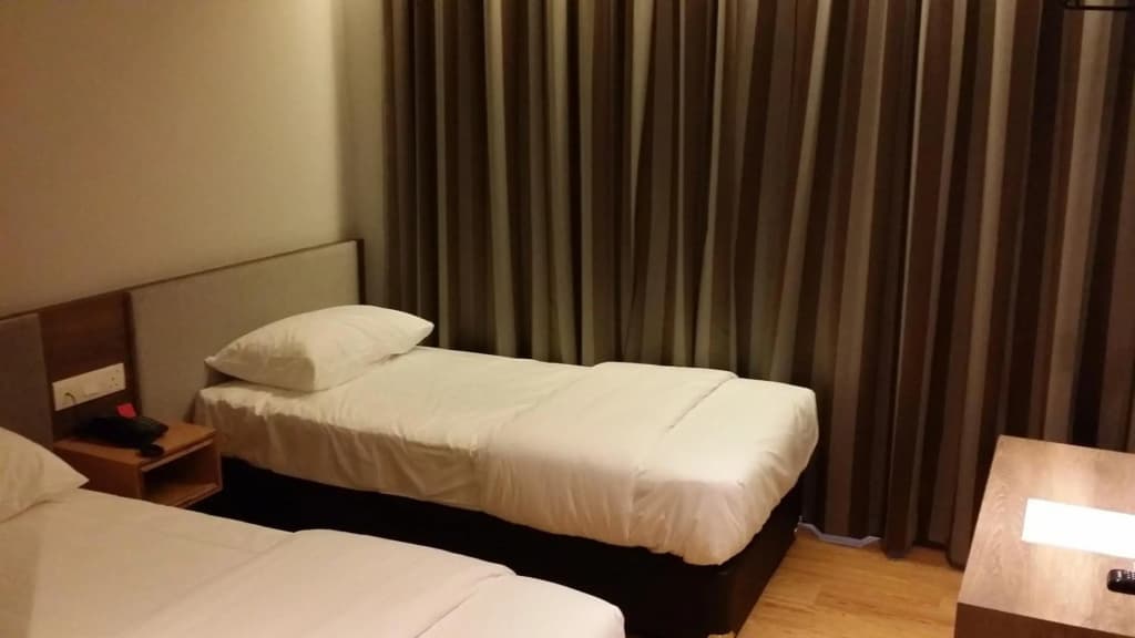 Go Hotel - photo 5