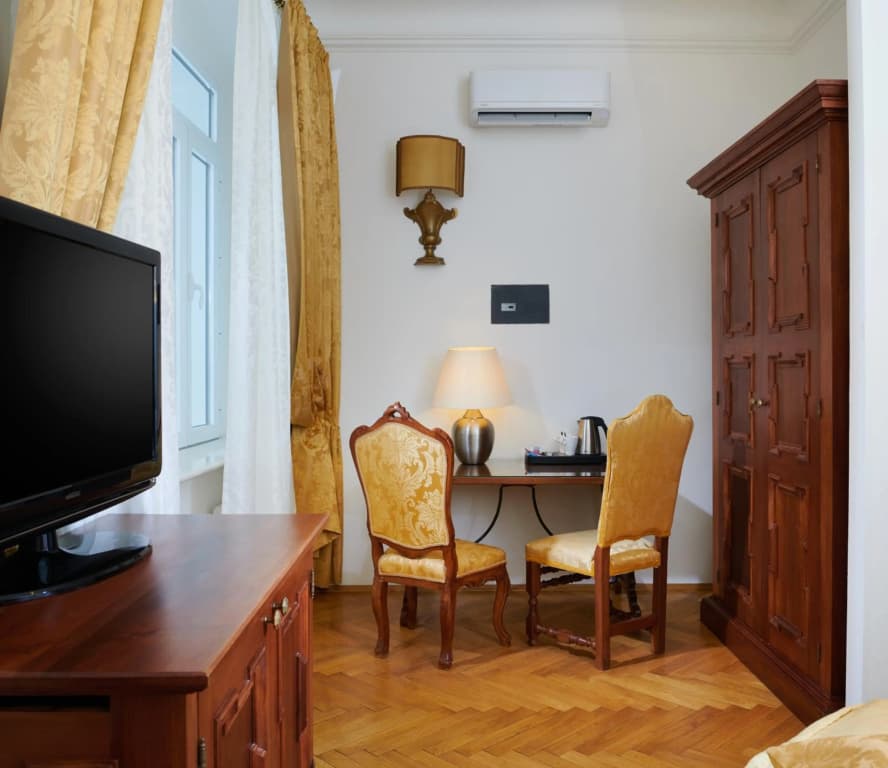 Charles Bridge Palace - photo 6