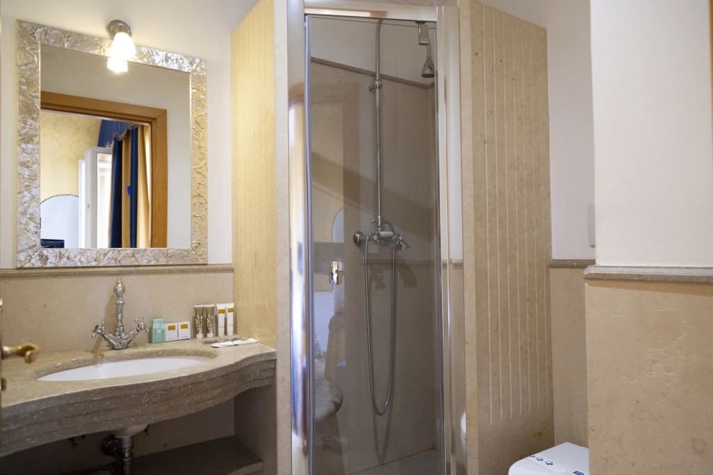iH Hotels Piazza di Spagna View - Luxury Guest House - photo 21