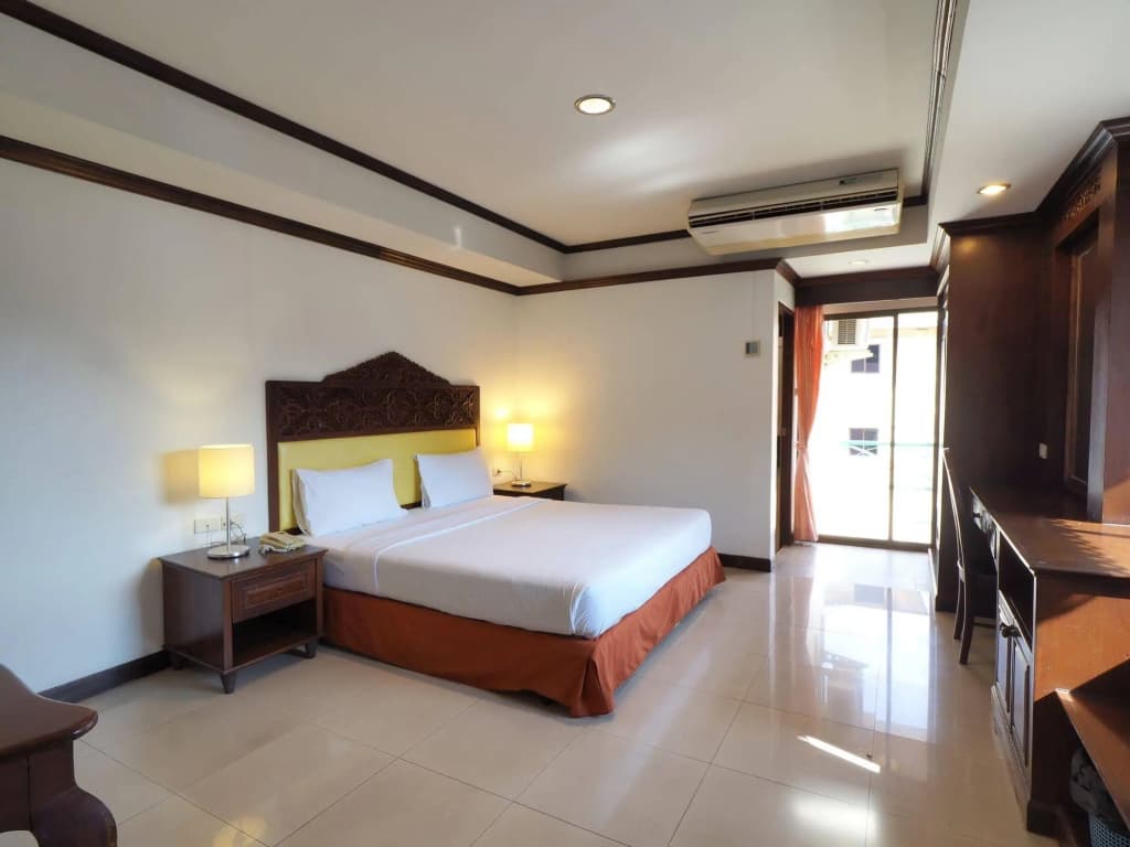 Golden Villa - photo 5