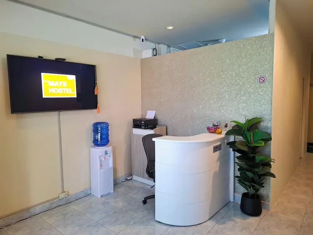 Mays Hostel - photo 1