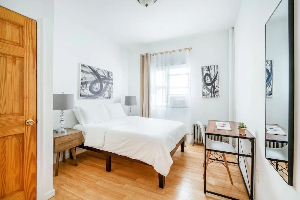 102-1a Best Value 2BR Apt Near Central Park - photo 3