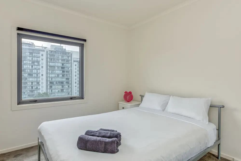 South Melbourne 2 Bed Parking - photo 6