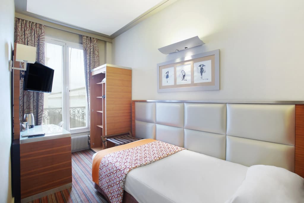 Hotel Berne Opera - photo 21