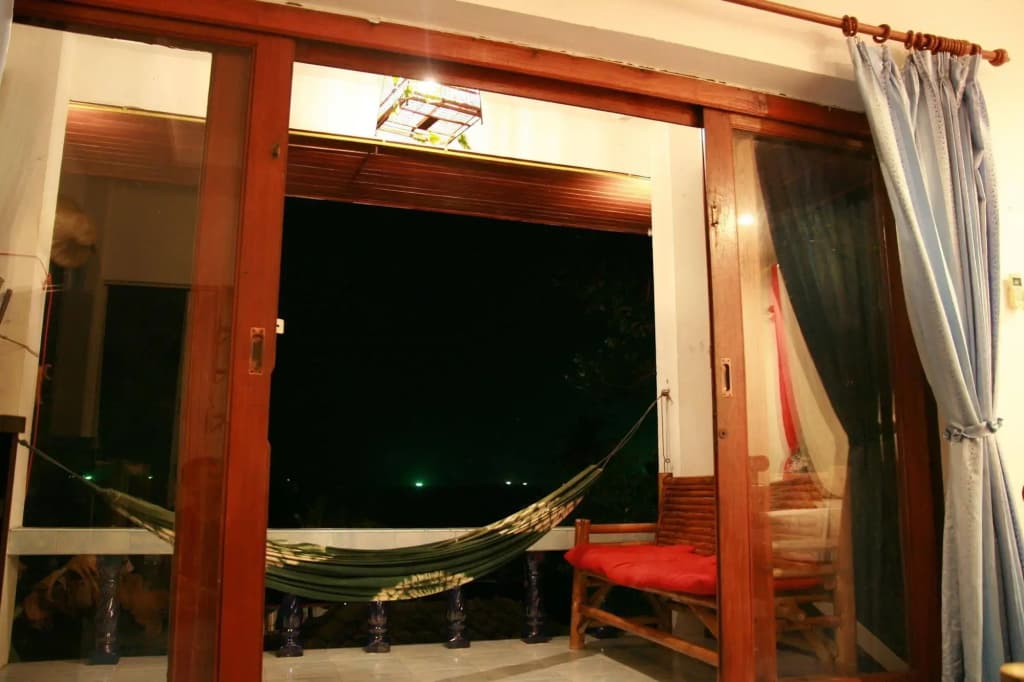 Hinkong Hut - photo 6