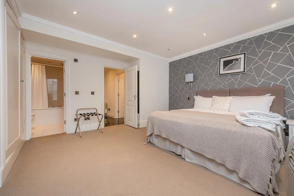 Queensgate Court - photo 42