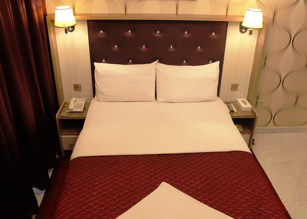 Sutchi Hotel - photo 3