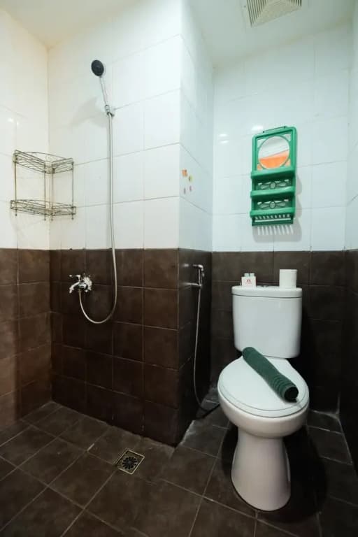 2BR Apartment @ Green Pramuka City - photo 9