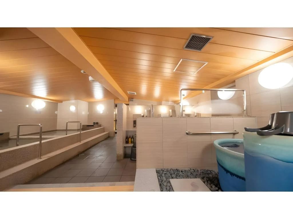 Shinsaibashi ARTY Inn - photo 23