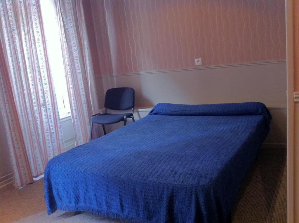 Hotel Des Arts - photo 36