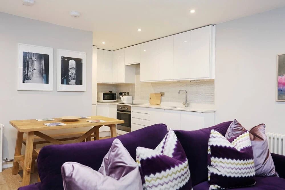 JOIVY Vibrant City Centre 2-bed Apt. - photo 15