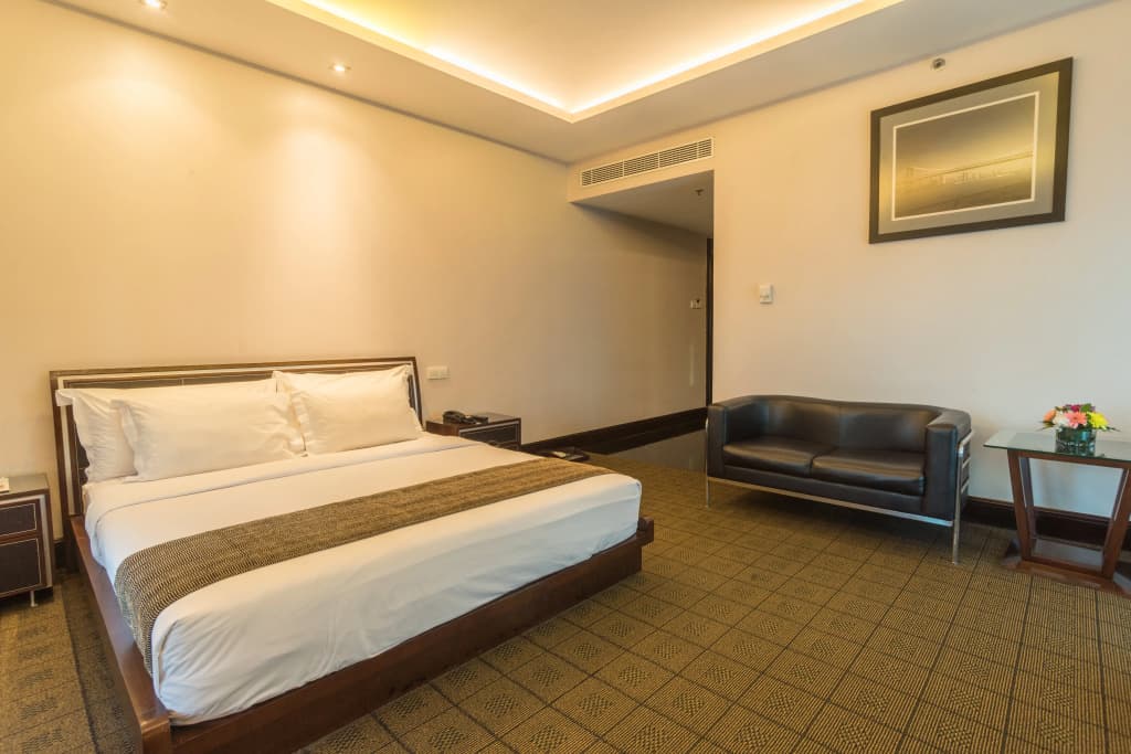 Manhattan Hotel Jakarta - photo 3