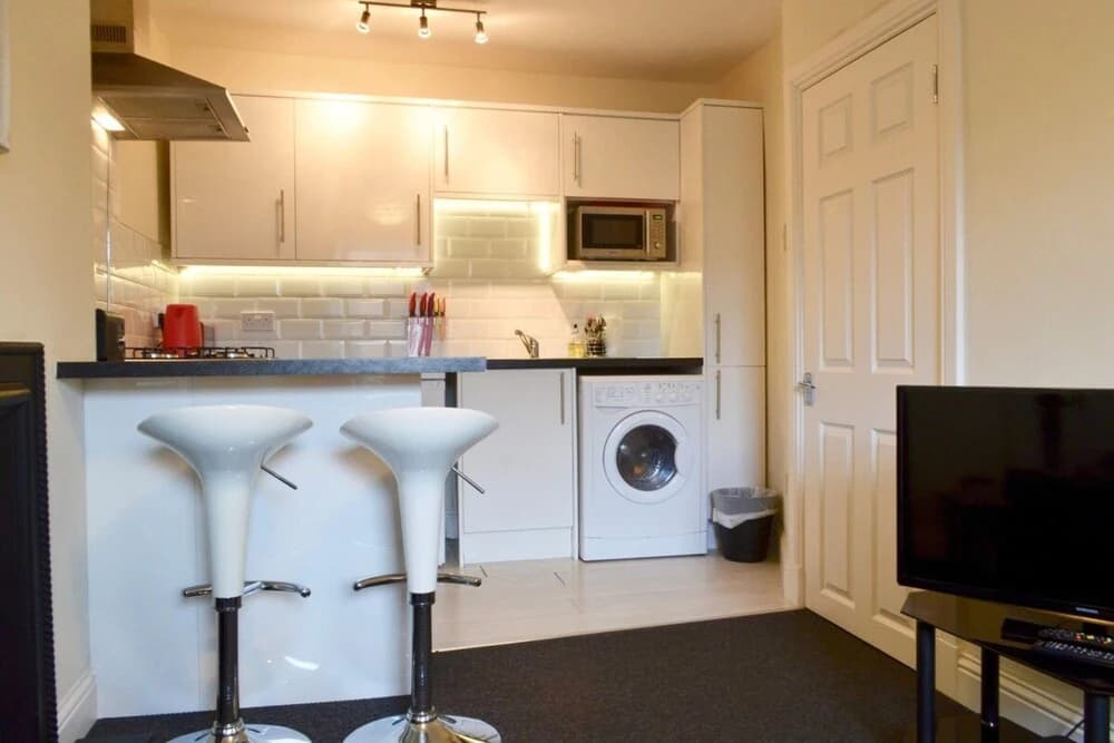 City Centre Flat - photo 13