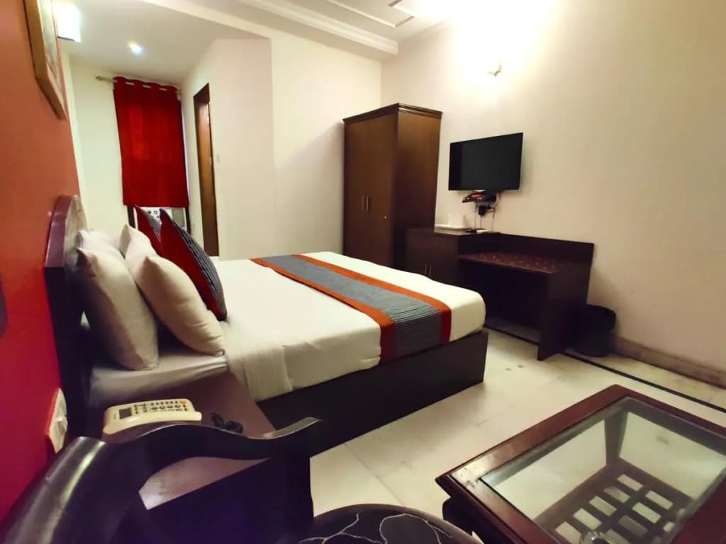 Hotel Unistar - photo 30