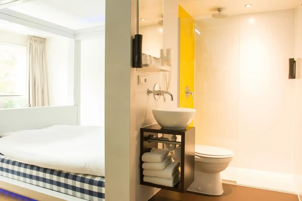 Qbic Hotel Amsterdam WTC - photo 34