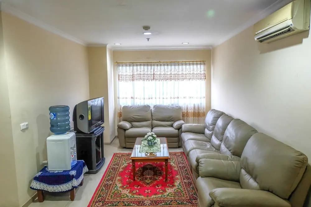 Best Spacious Apartment Permata Senayan - photo 12