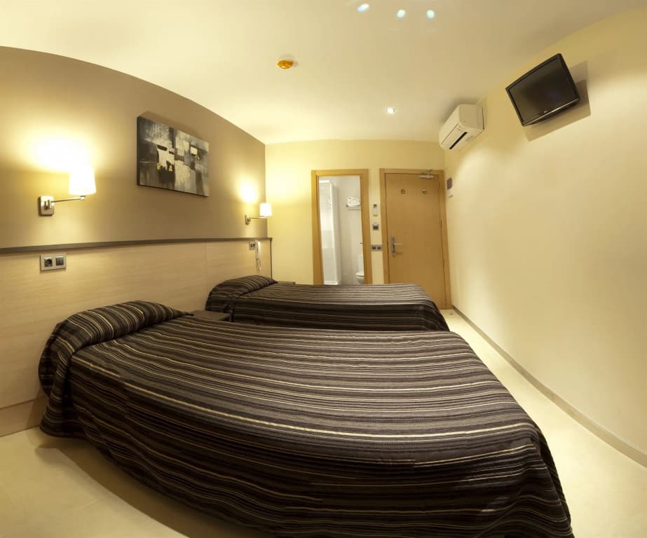 Hostal Las Flores - photo 3