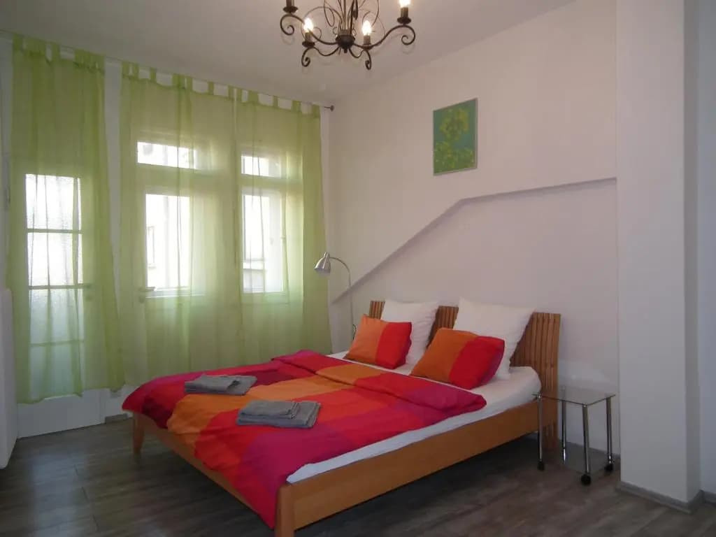 Old Town spacious apartment - photo 3