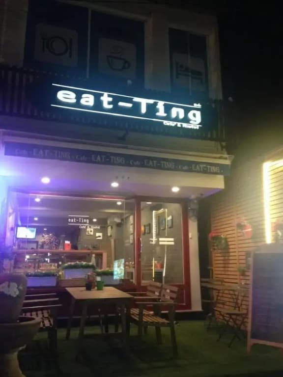 Eat - Ting Cafe and Hostel - photo 26