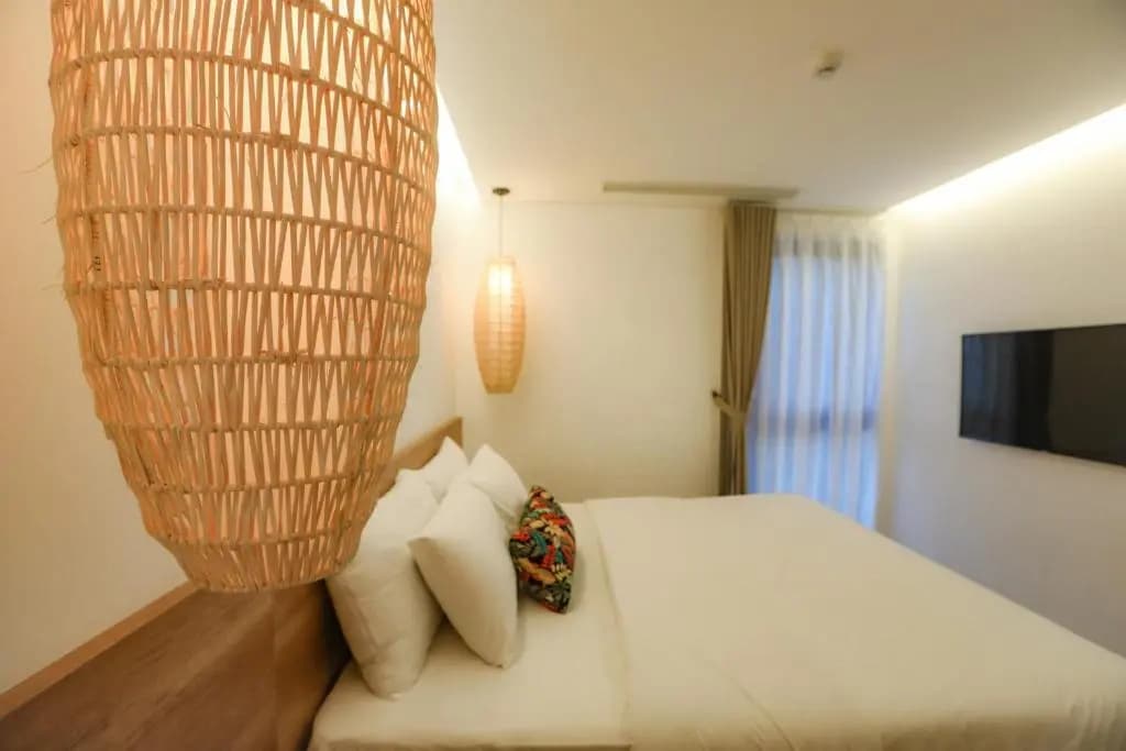 K-House Vs Apartment - main photo