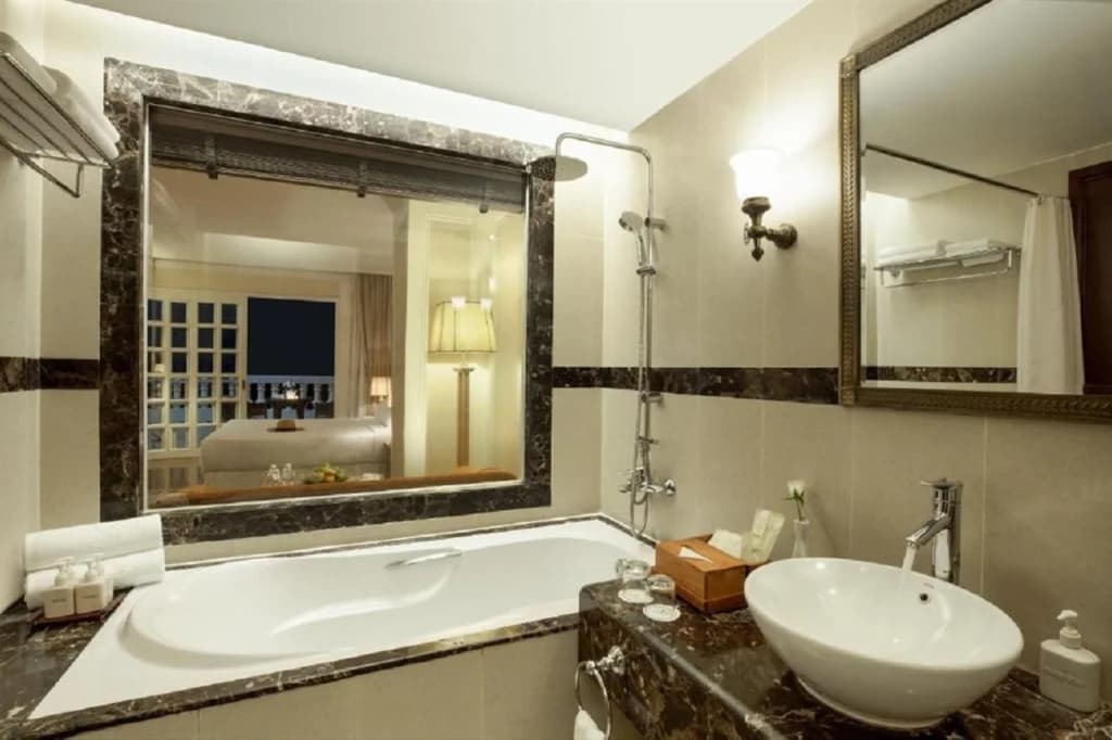 Sunrise Nha Trang Beach Hotel & Spa - photo 8