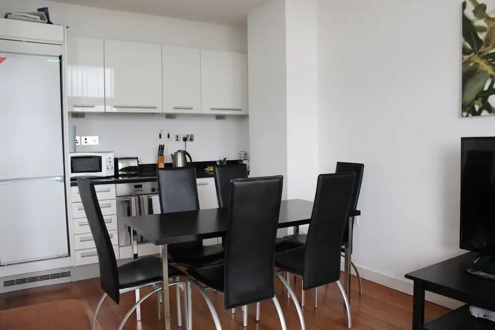 Splendid 3 Bedroom Apartment Kings Cross - photo 14
