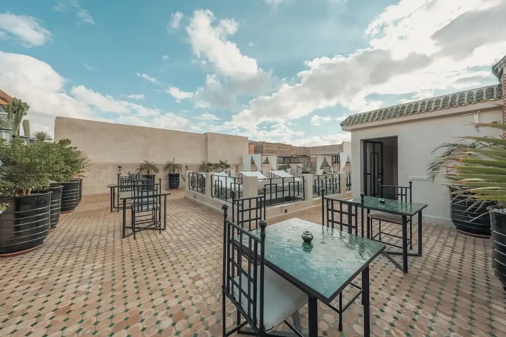 Riad Valentine - photo 21
