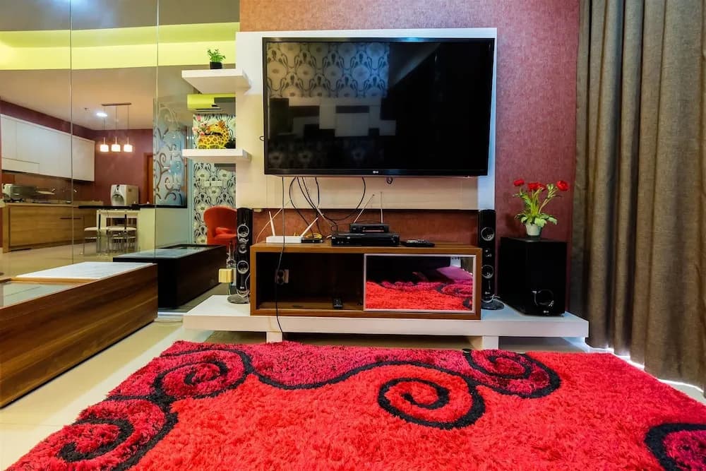 Spacious 2Br Ancol Mansion Apartment - photo 2
